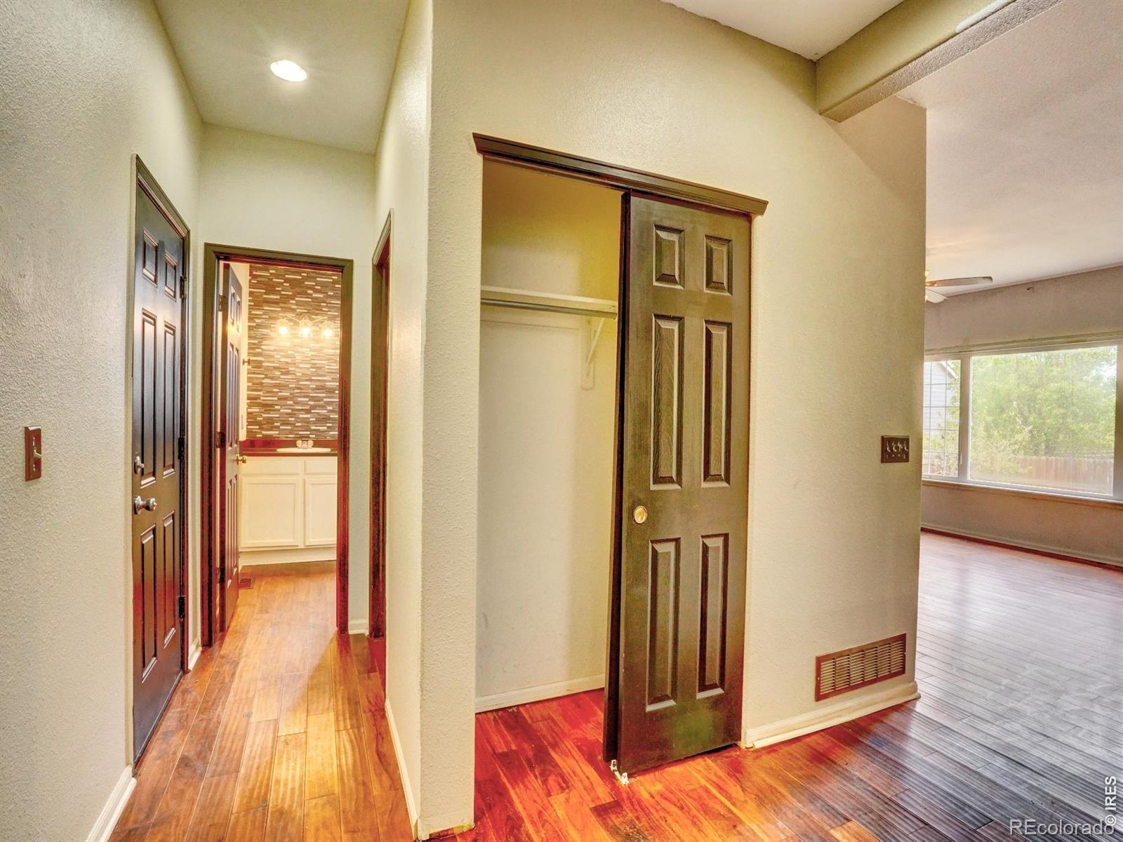 5869 Scenic Avenue Longmont CO 80504