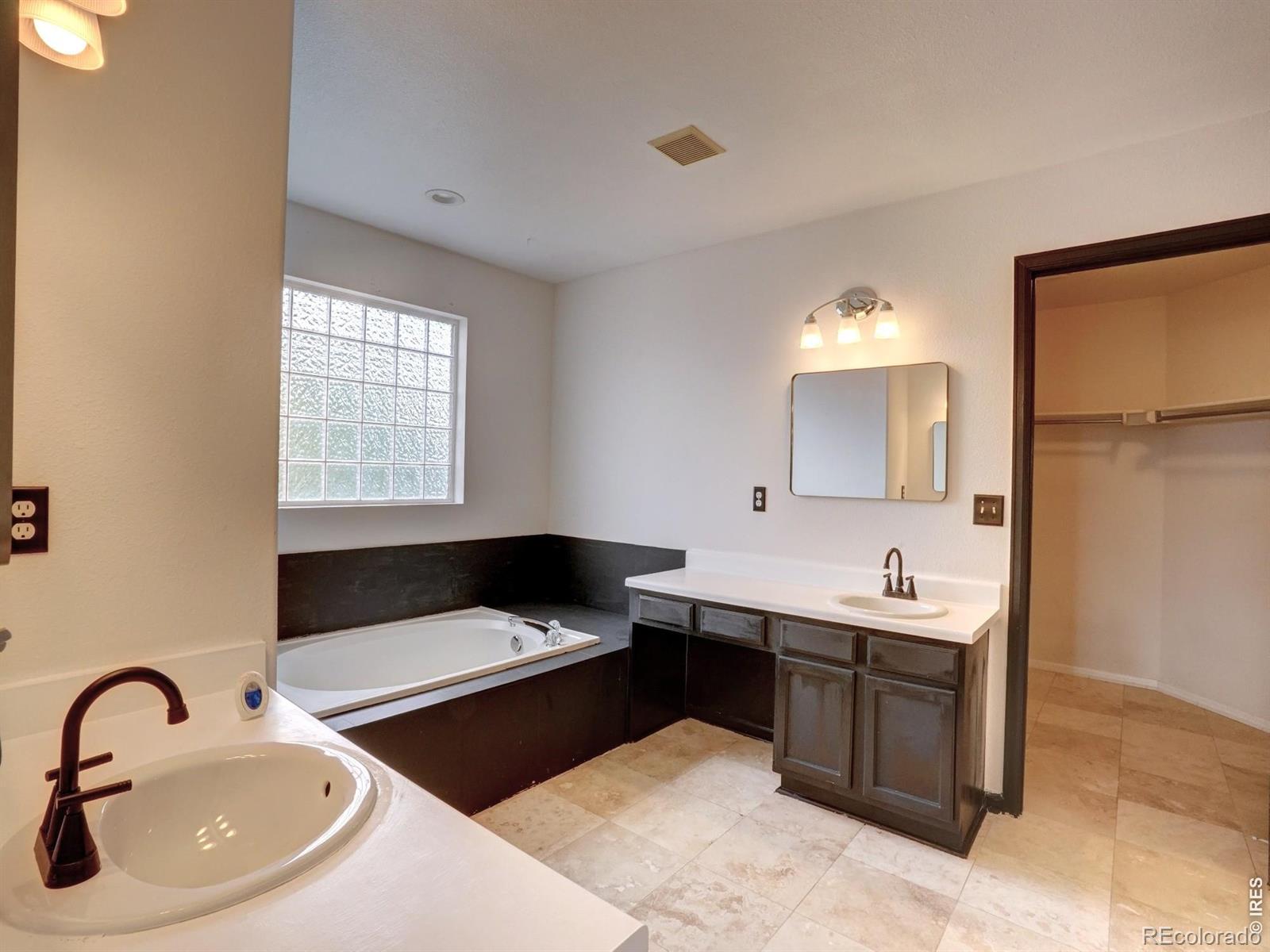 5869 Scenic Avenue Longmont CO 80504