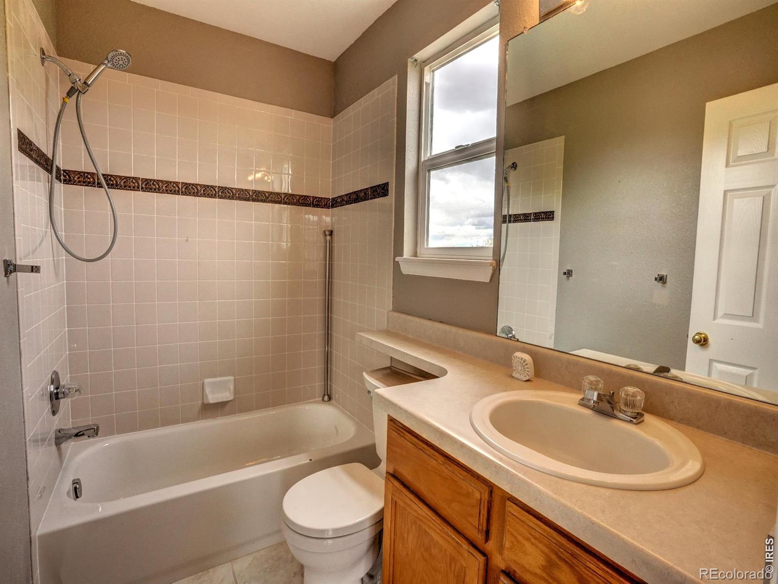 5869 Scenic Avenue Longmont CO 80504