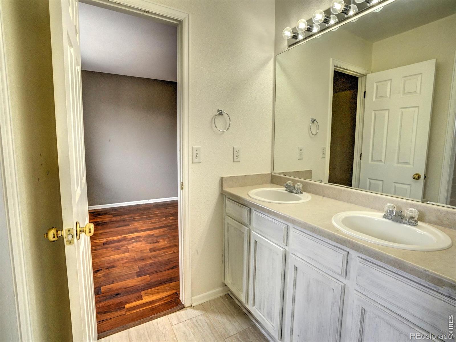 5869 Scenic Avenue Longmont CO 80504