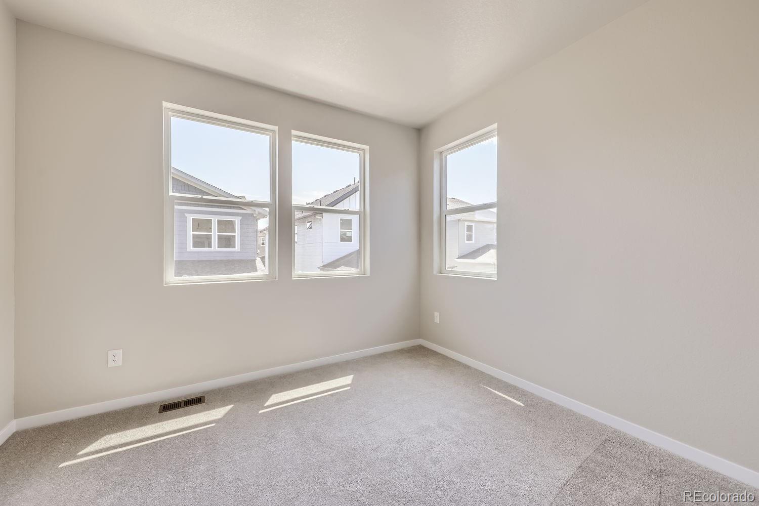 2702 E 103rd Avenue Thornton CO 80229