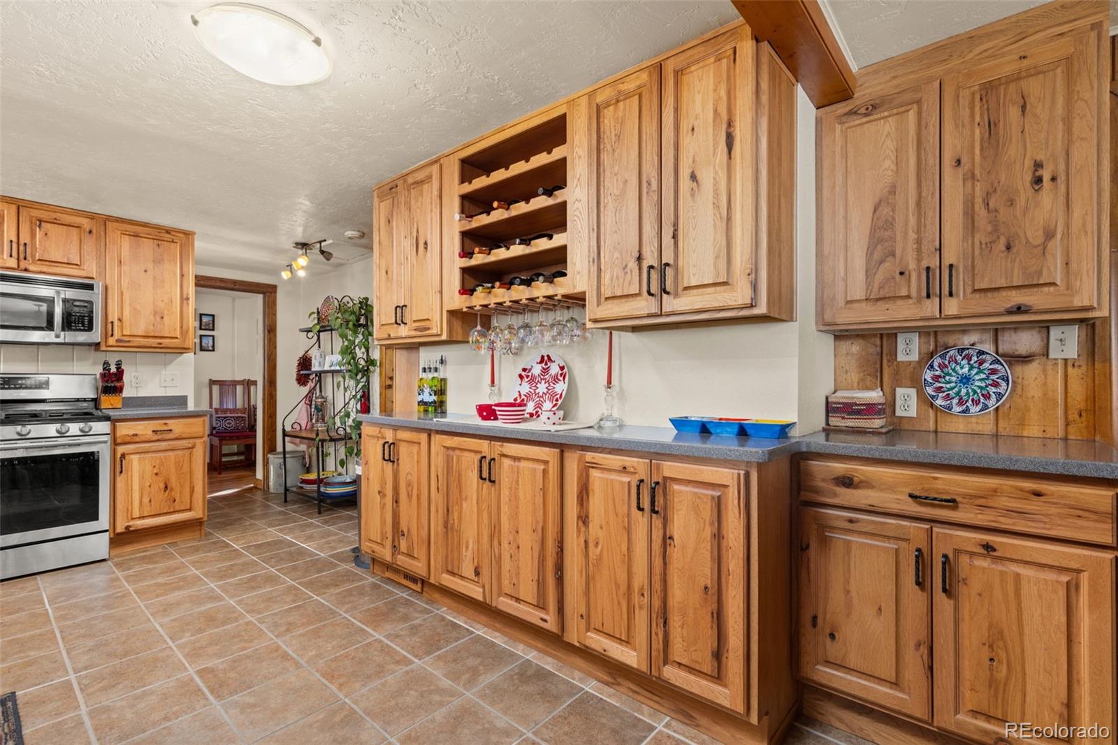 2 King Place Nederland CO 80466