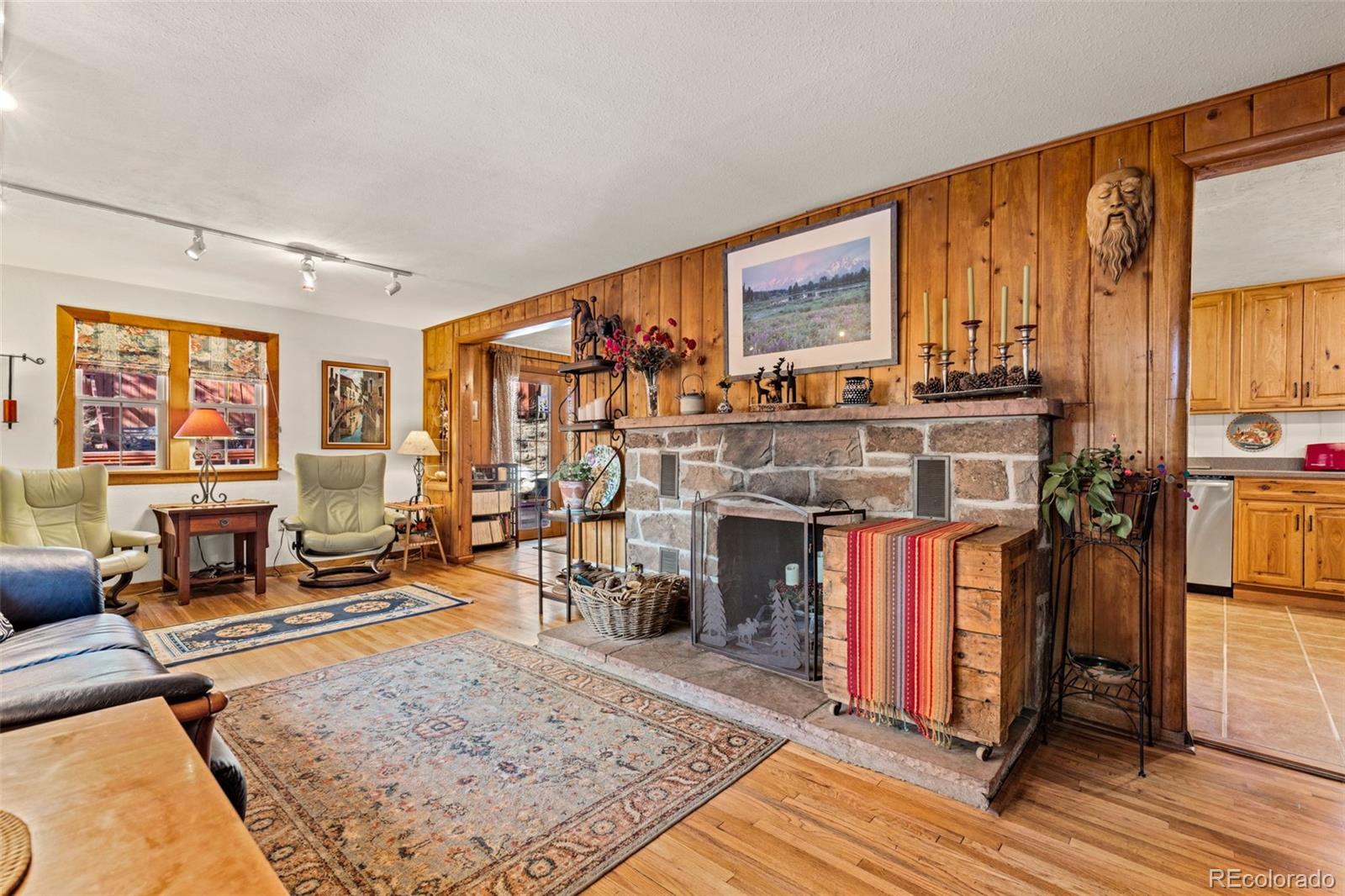 2 King Place Nederland CO 80466