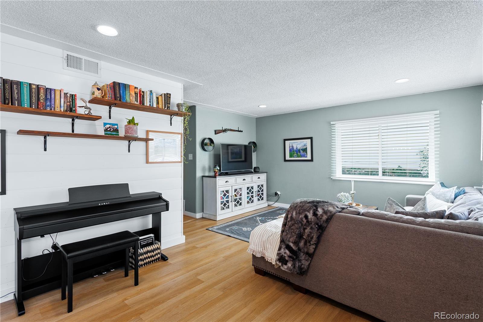1848 S Stuart Street Denver CO 80219