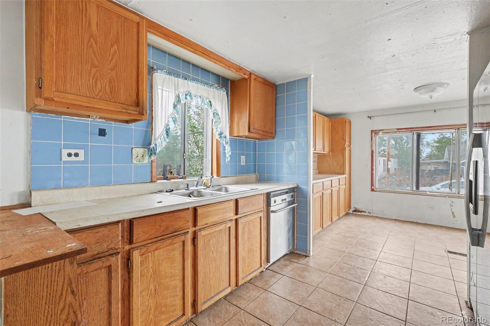 9037 Rampart Street Denver CO 80260