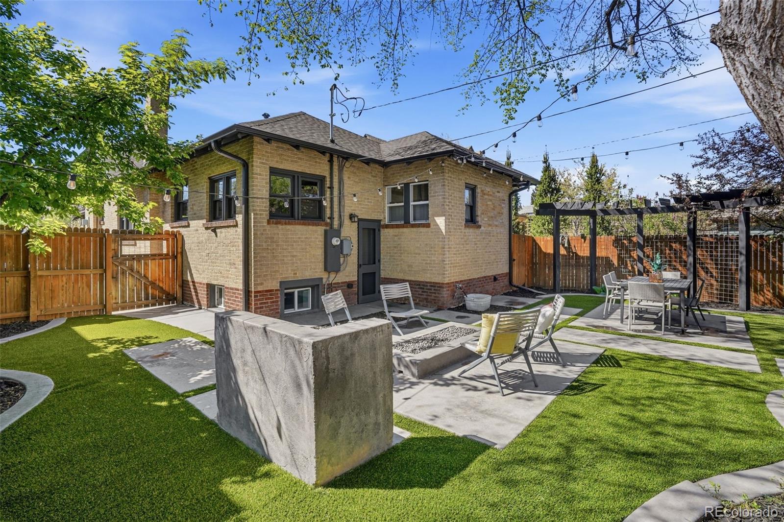2346 Fairfax Street Denver CO 80207
