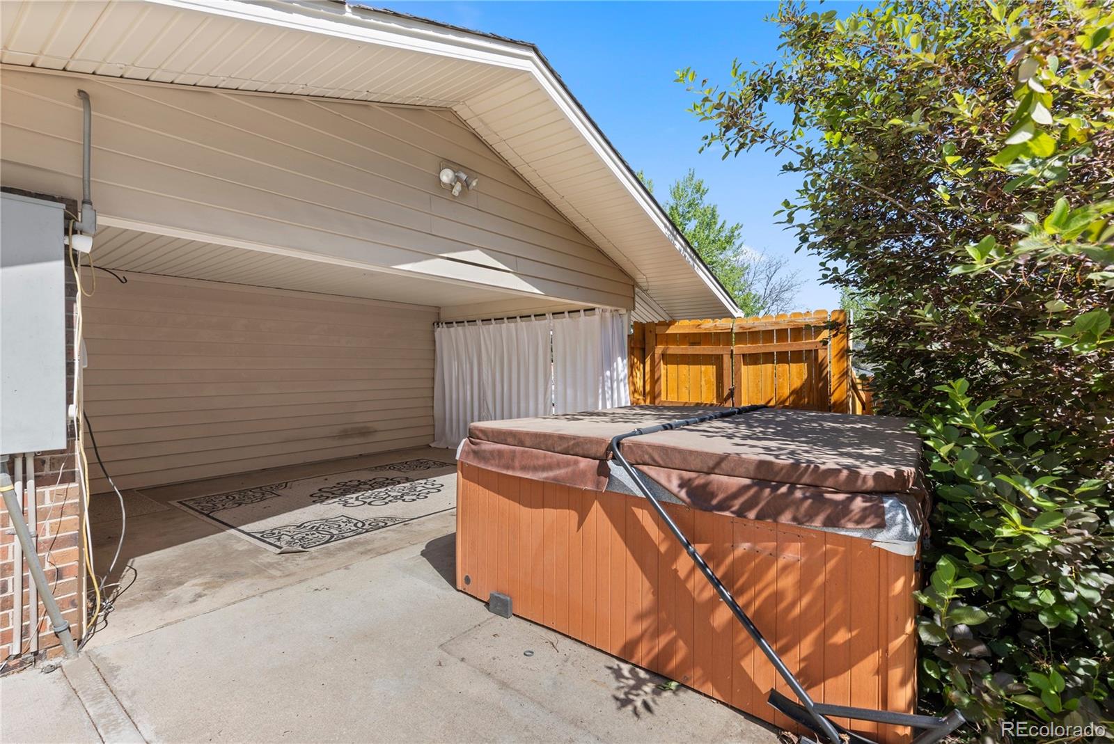 6852 S Spotswood Street Littleton CO 80120