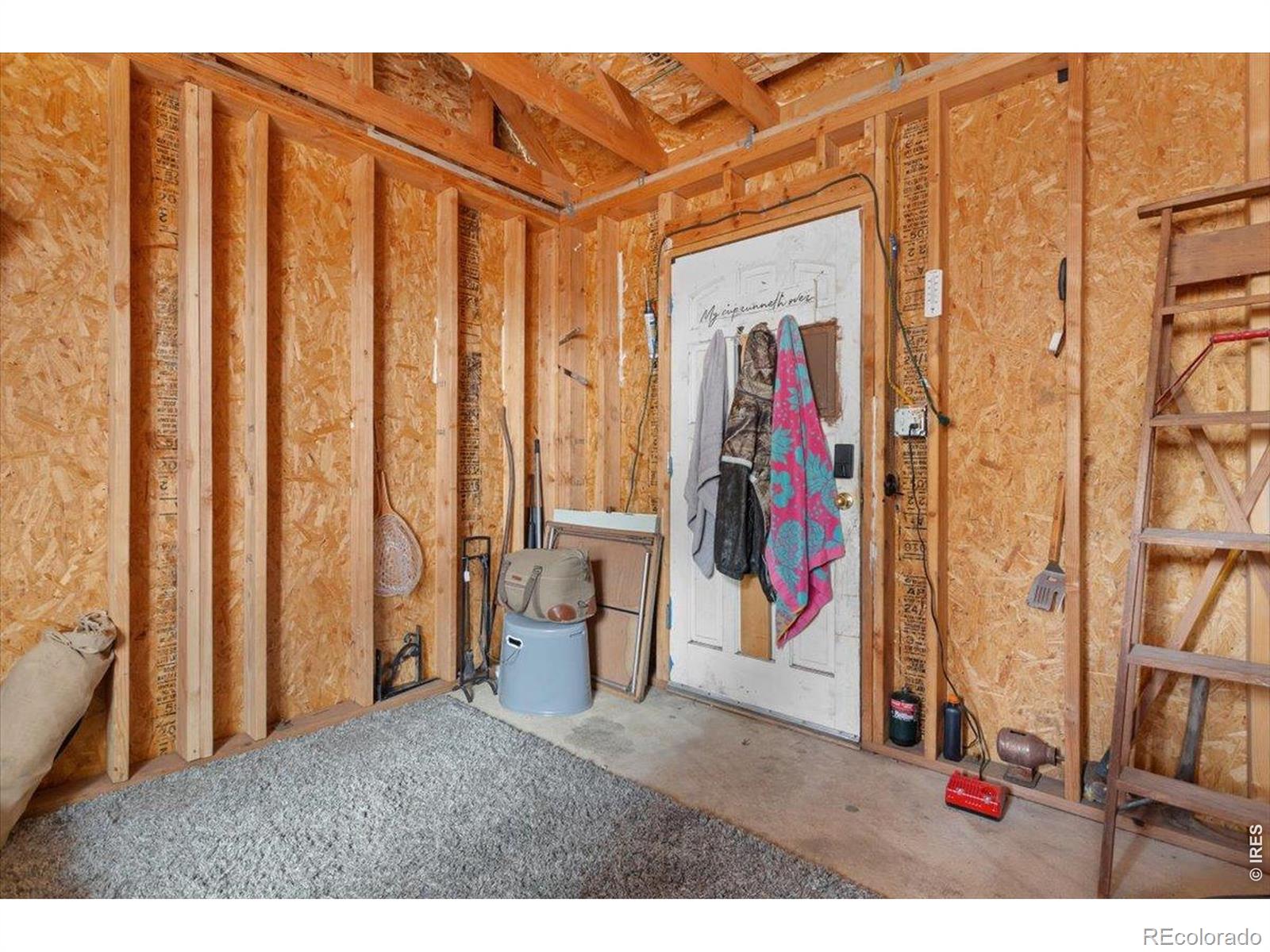 59 W Rustic Road Bellvue CO 80512