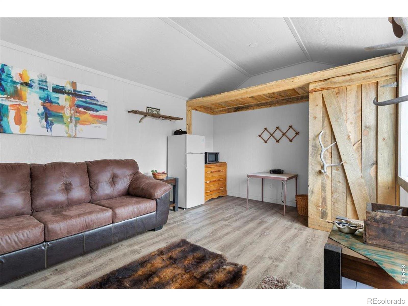 59 W Rustic Road Bellvue CO 80512