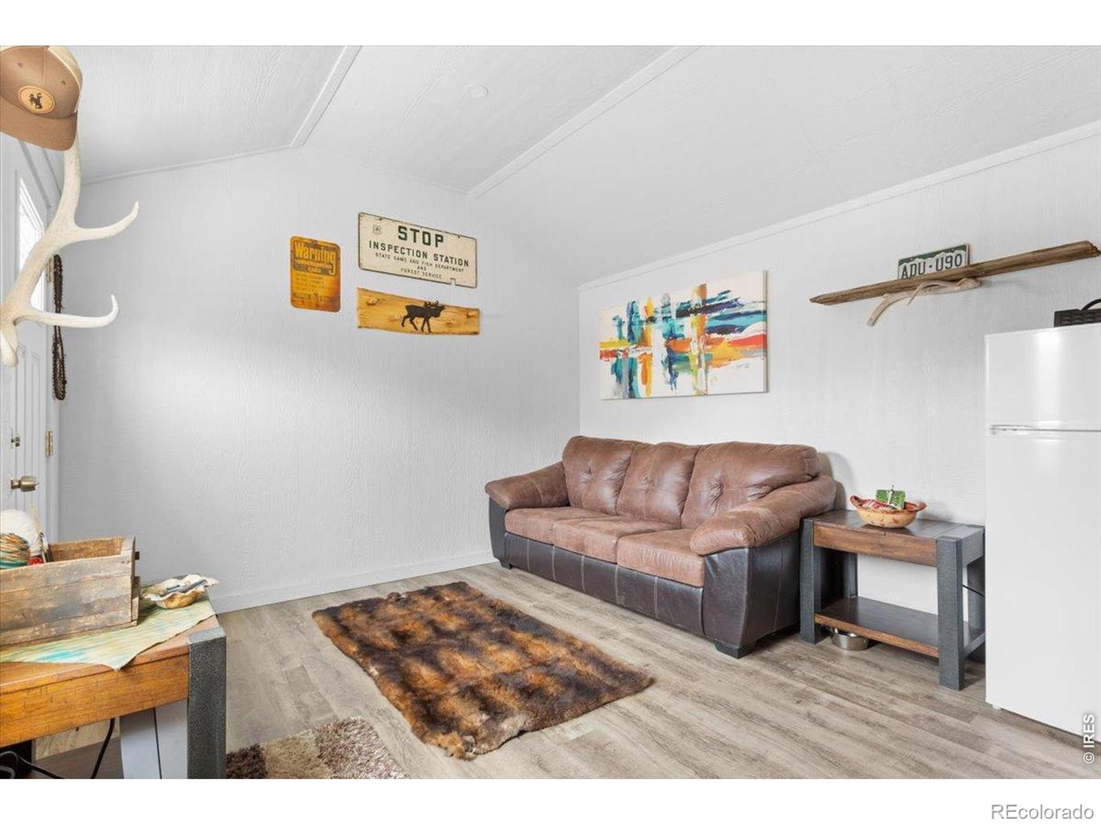 59 W Rustic Road Bellvue CO 80512