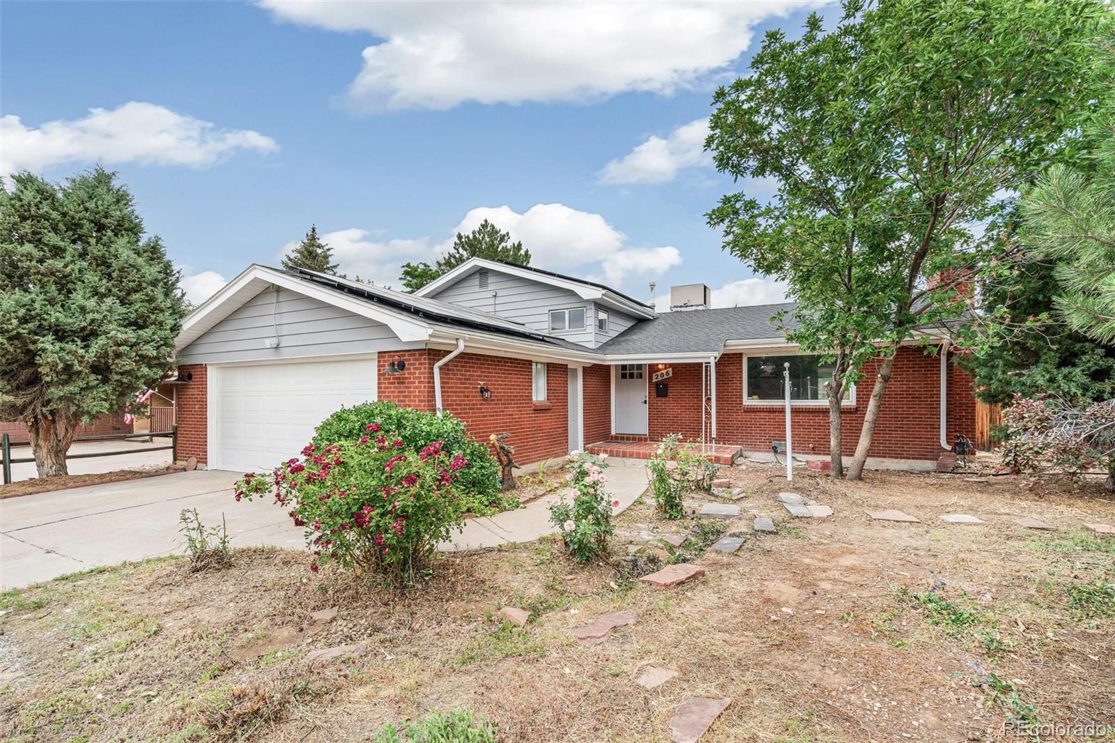 206 Troy Street Aurora CO 80011