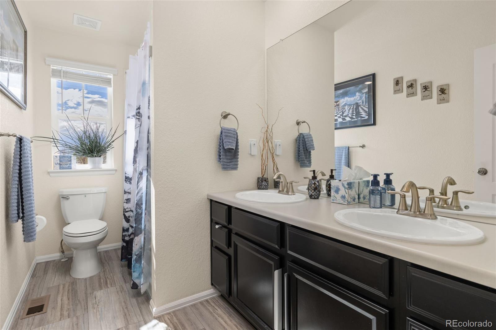322 N Patsburg Street Aurora CO 80018