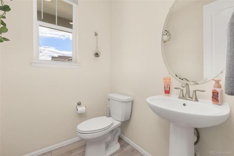 322 N Patsburg Street Aurora CO 80018
