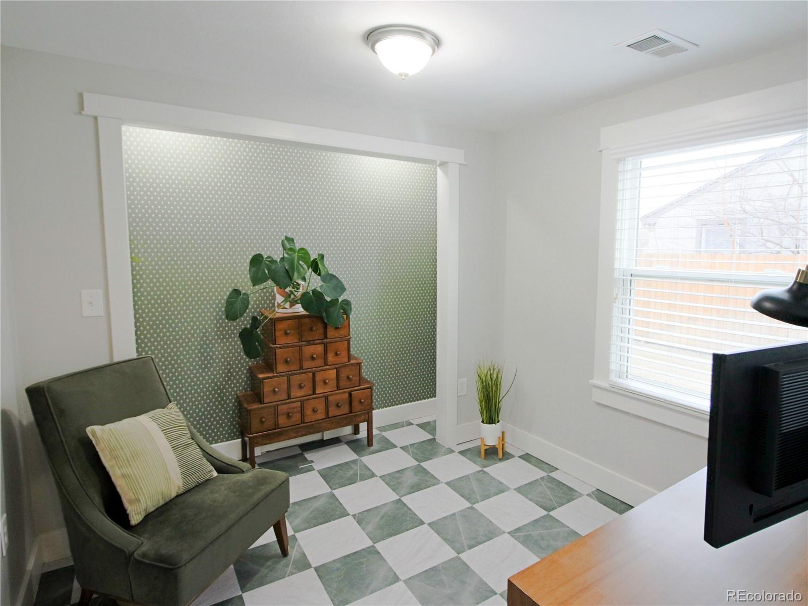 1635 S Steele Street Denver CO 80210