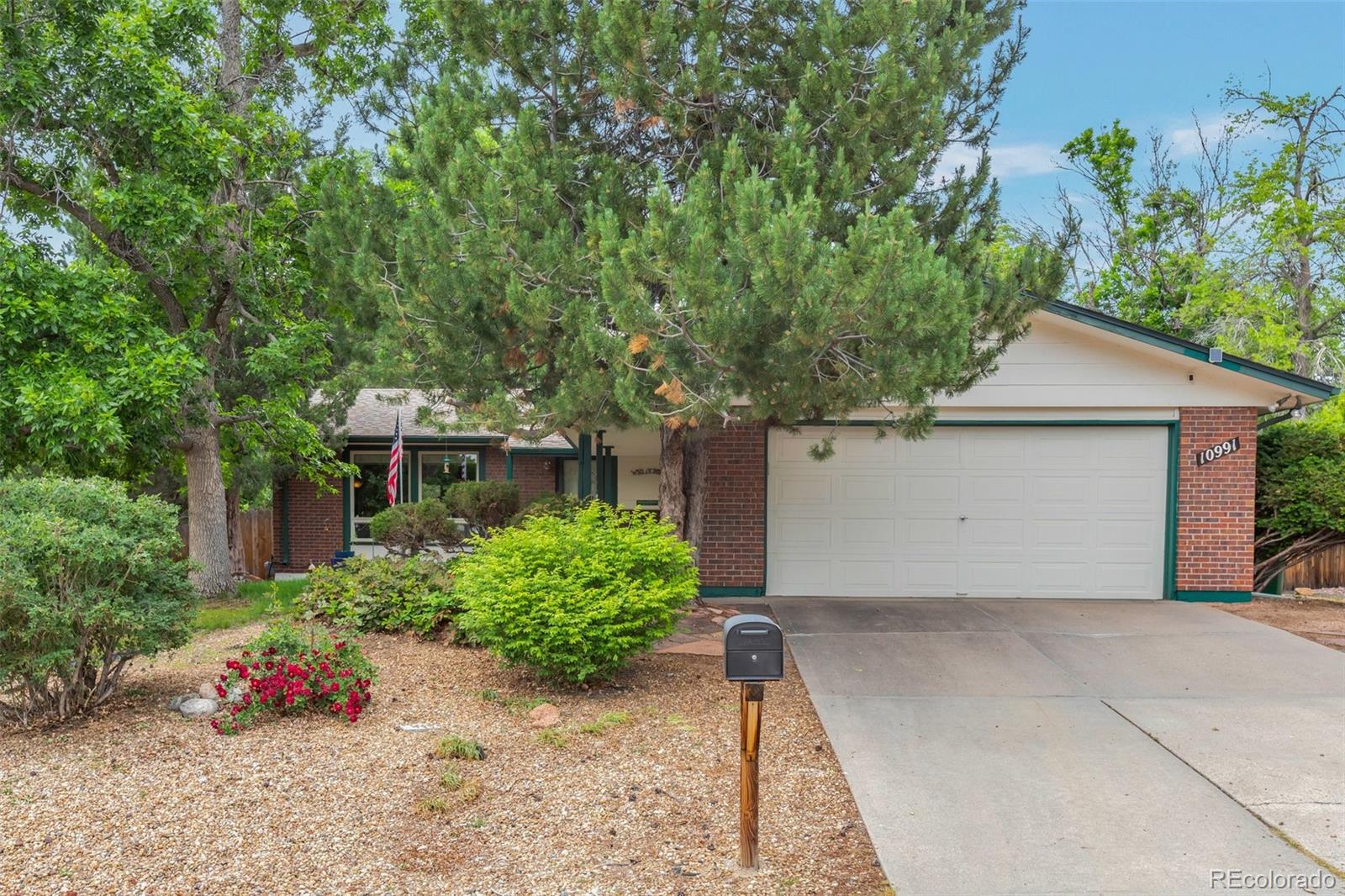 10991 E Vassar Drive Aurora CO 80014