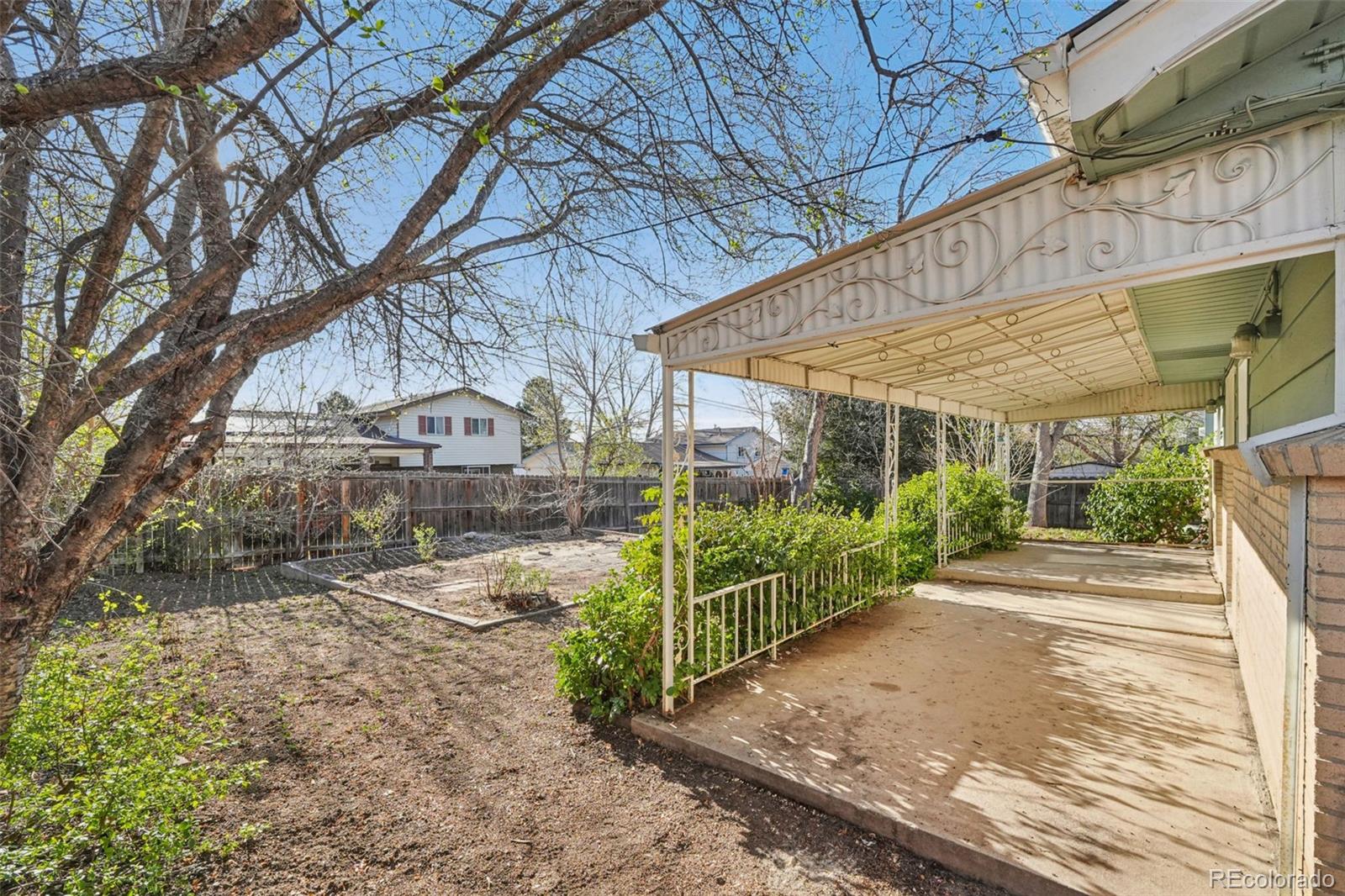 7064 Ingalls Court Arvada CO 80003