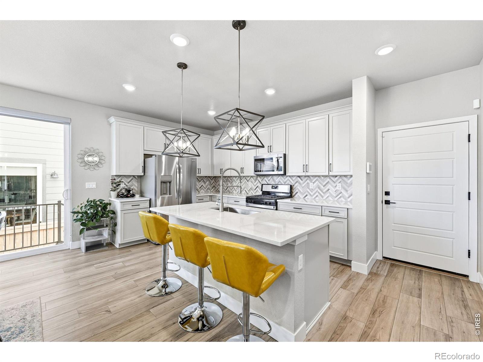 8453 Gladiola Court Arvada CO 80005