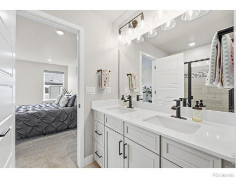 8453 Gladiola Court Arvada CO 80005