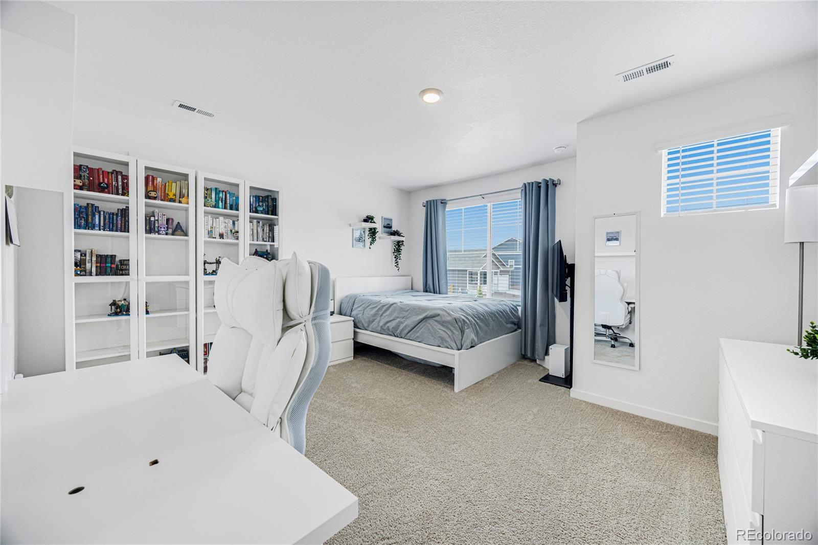43196 Capilano Club Court Elizabeth CO 80107