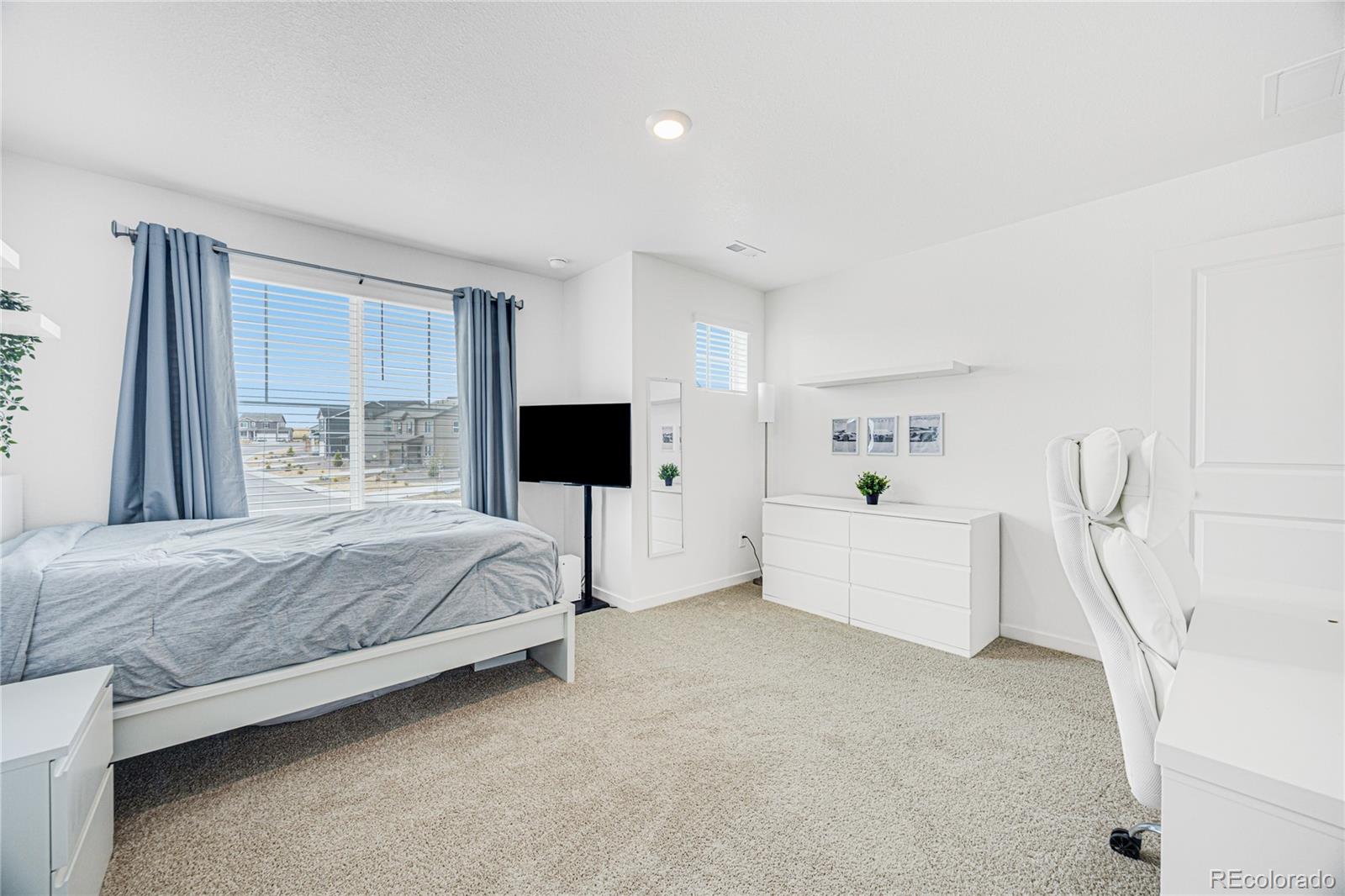 43196 Capilano Club Court Elizabeth CO 80107