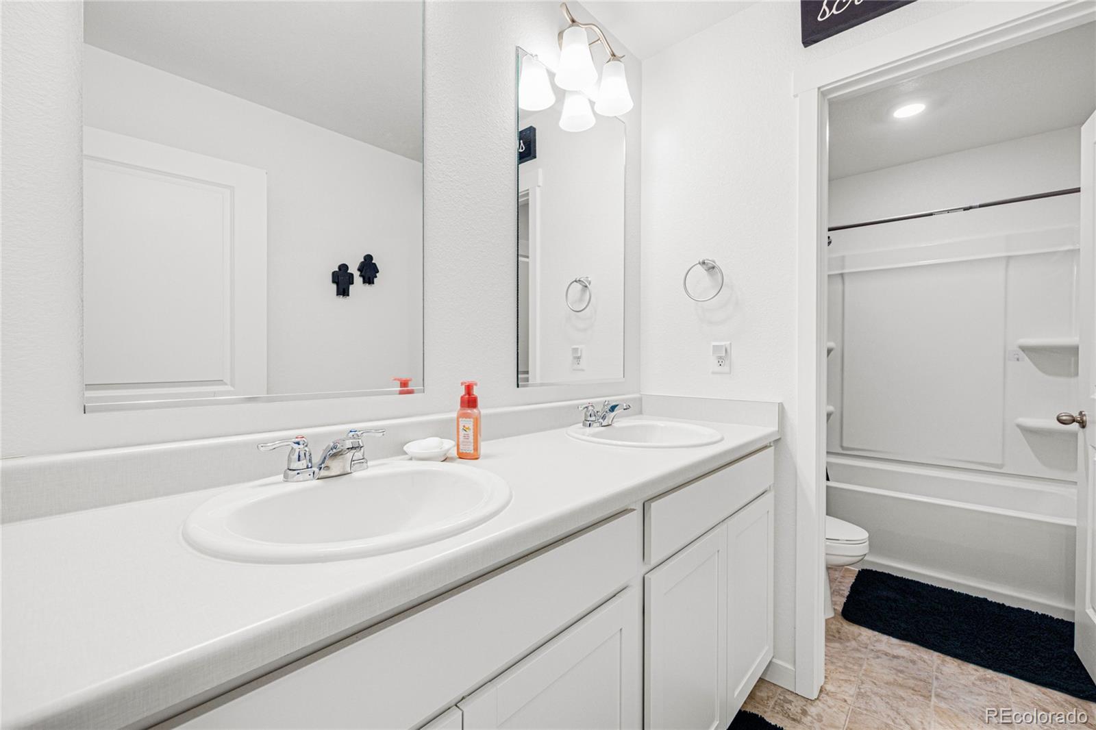 43196 Capilano Club Court Elizabeth CO 80107