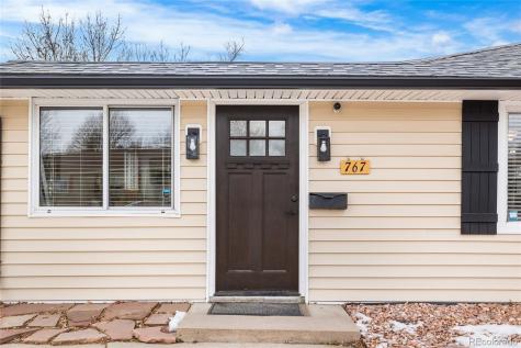 767 Hanover Street Aurora CO 80010