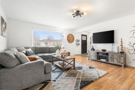767 Hanover Street Aurora CO 80010
