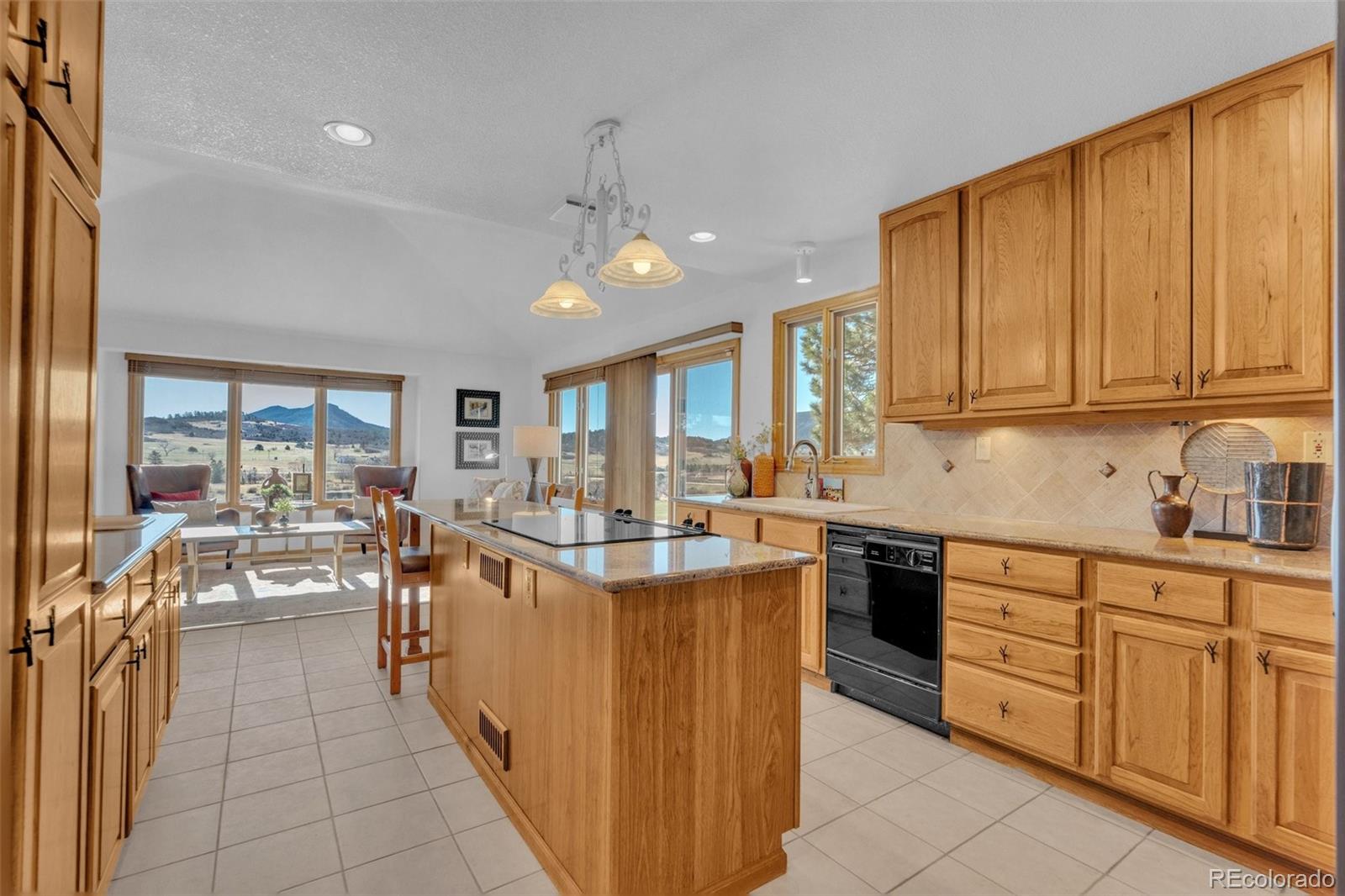 8332 Bannock Road Larkspur CO 80118