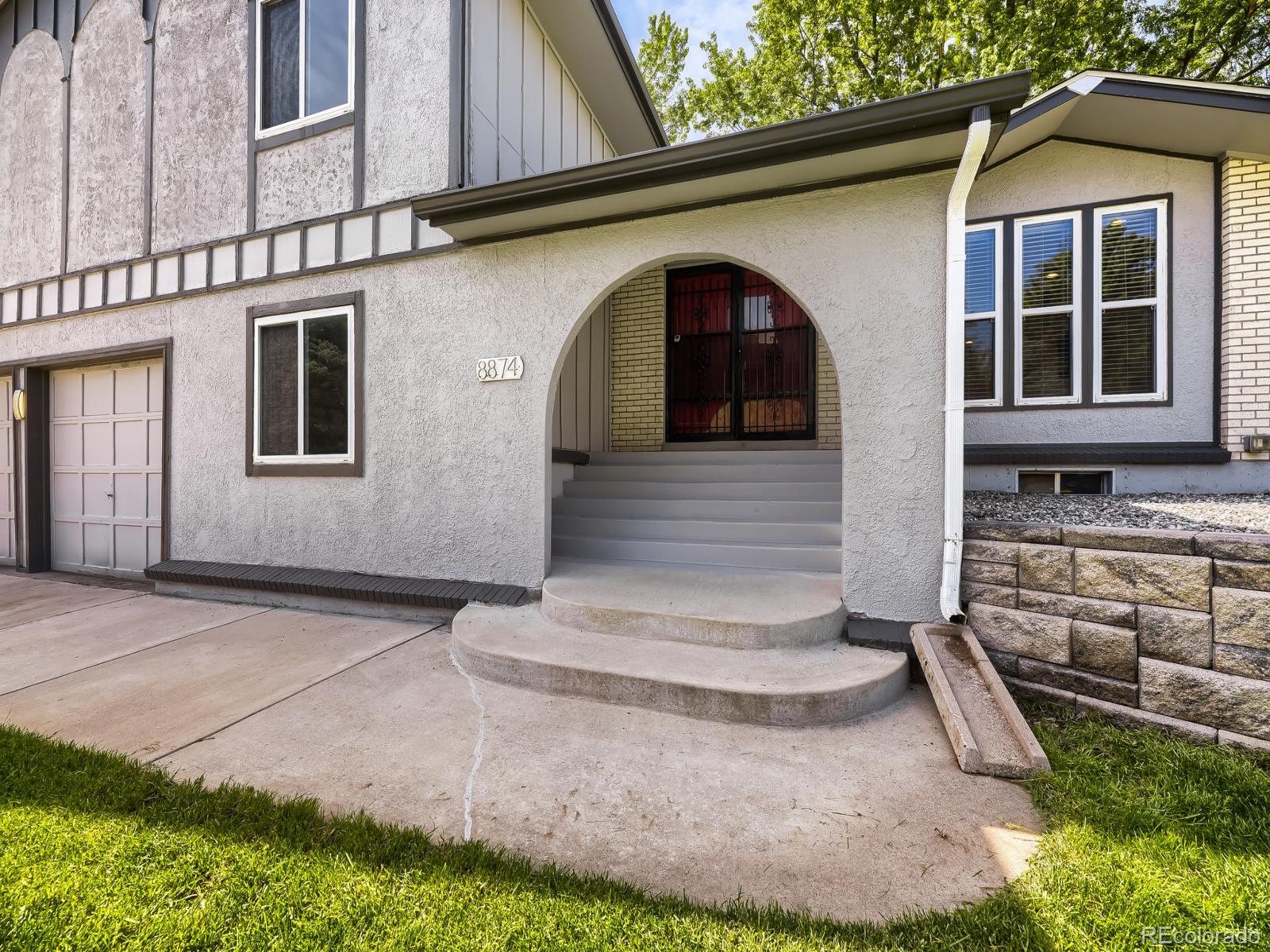 8874 W Harvard Drive Lakewood CO 80227