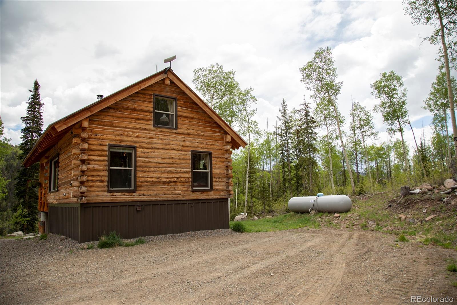 5565 Forest Road 504 Creede CO 81130