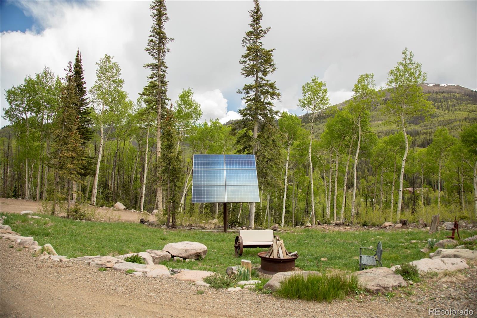 5565 Forest Road 504 Creede CO 81130