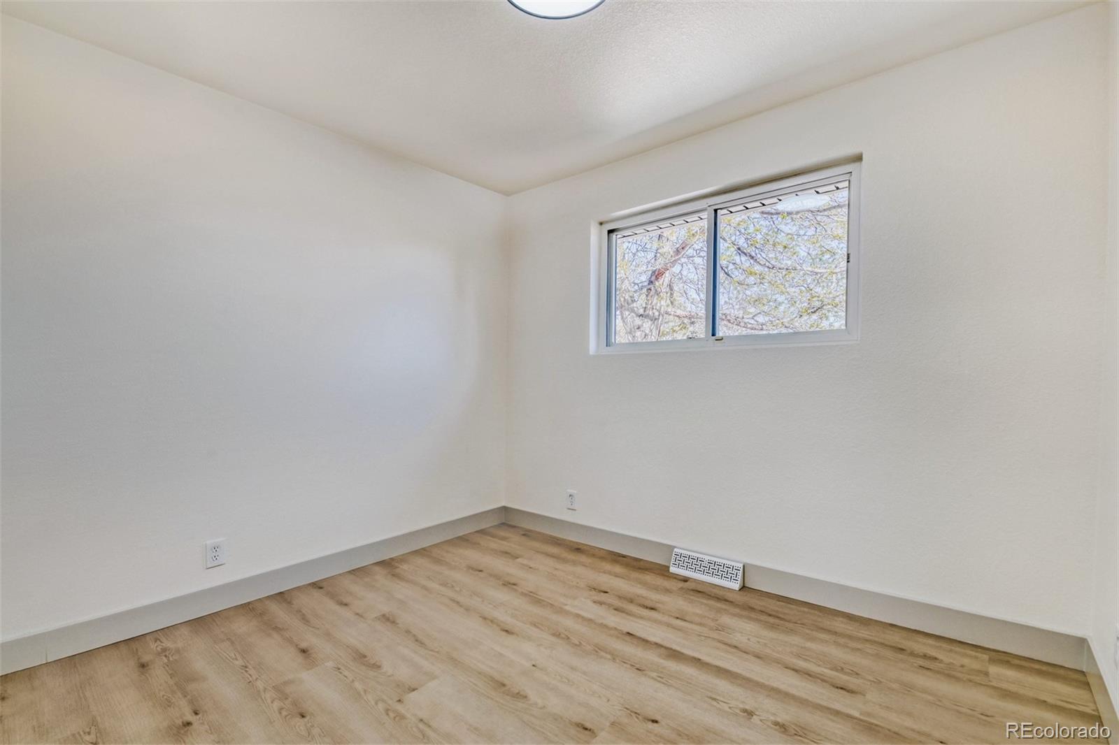 900 Essex Drive Denver CO 80229