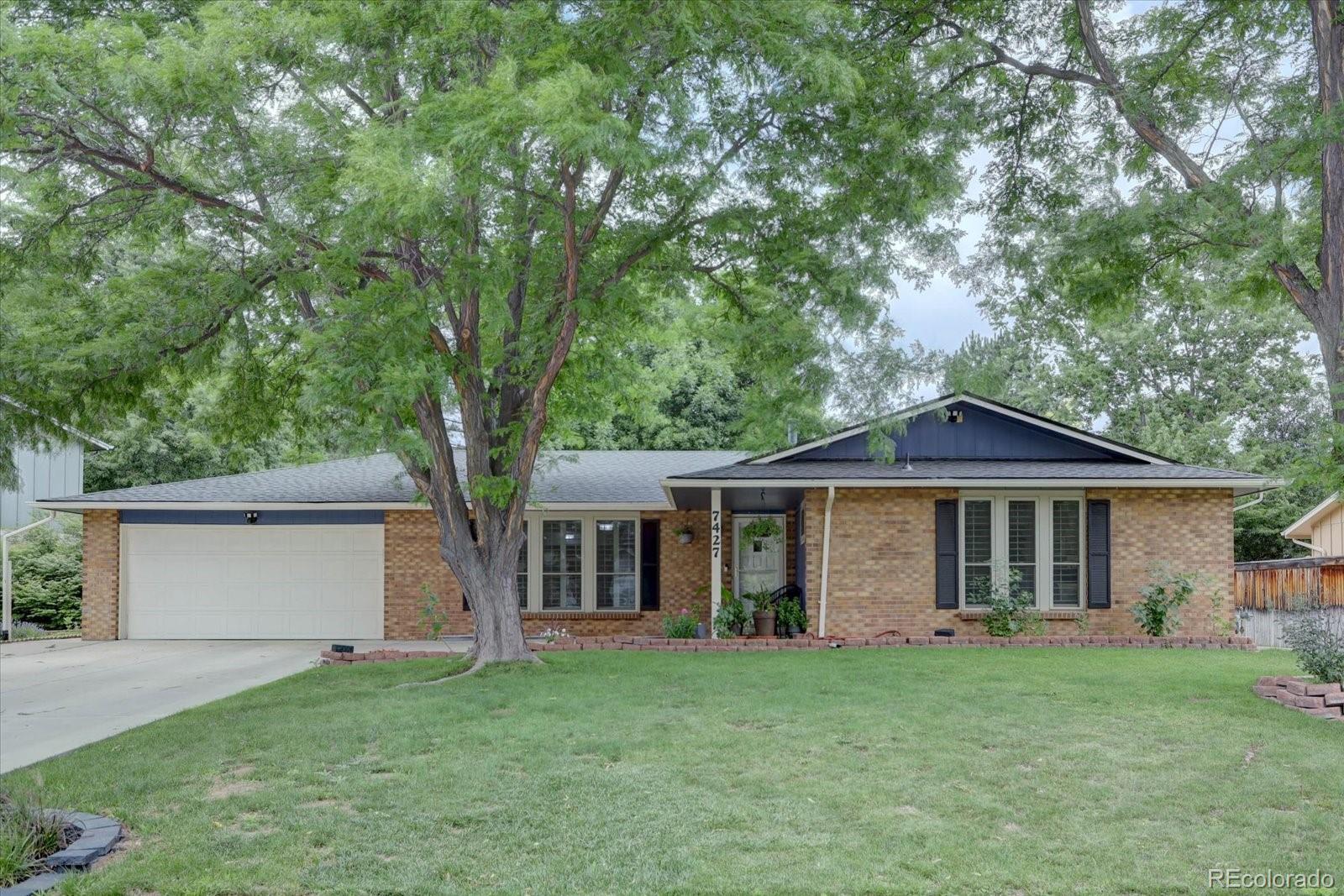 7427 S Ames Court Littleton CO 80128