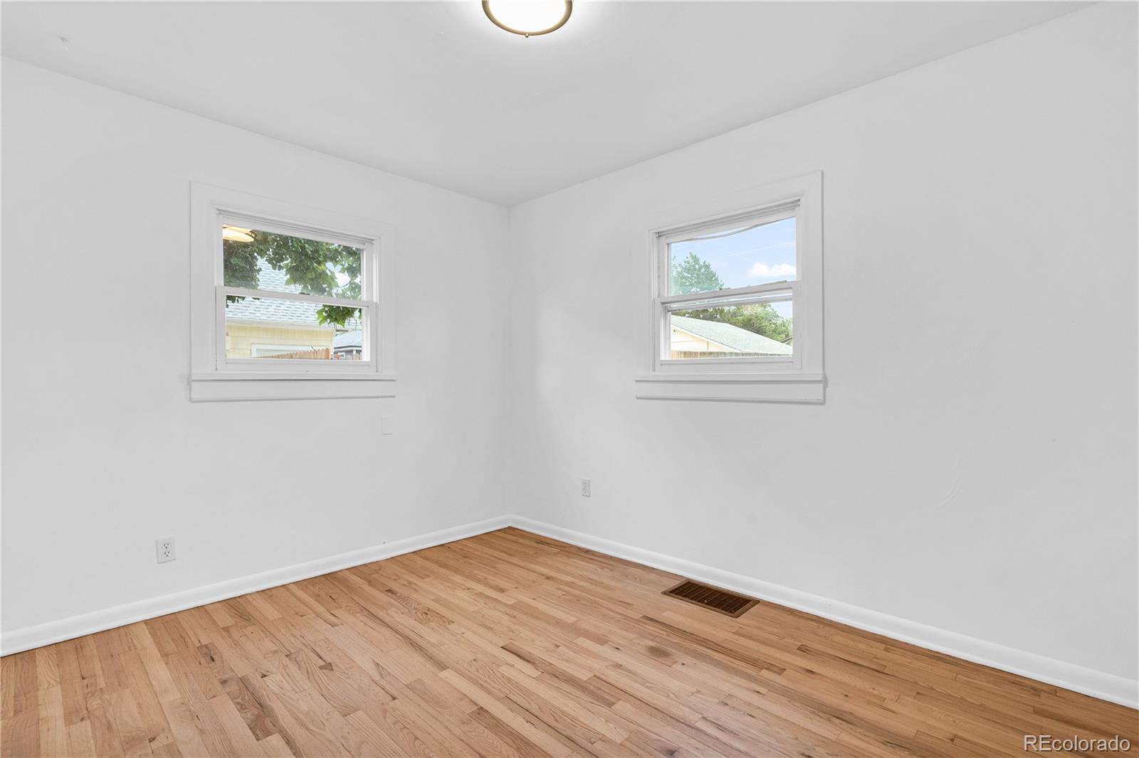 5552 S Cedar Street Littleton CO 80120