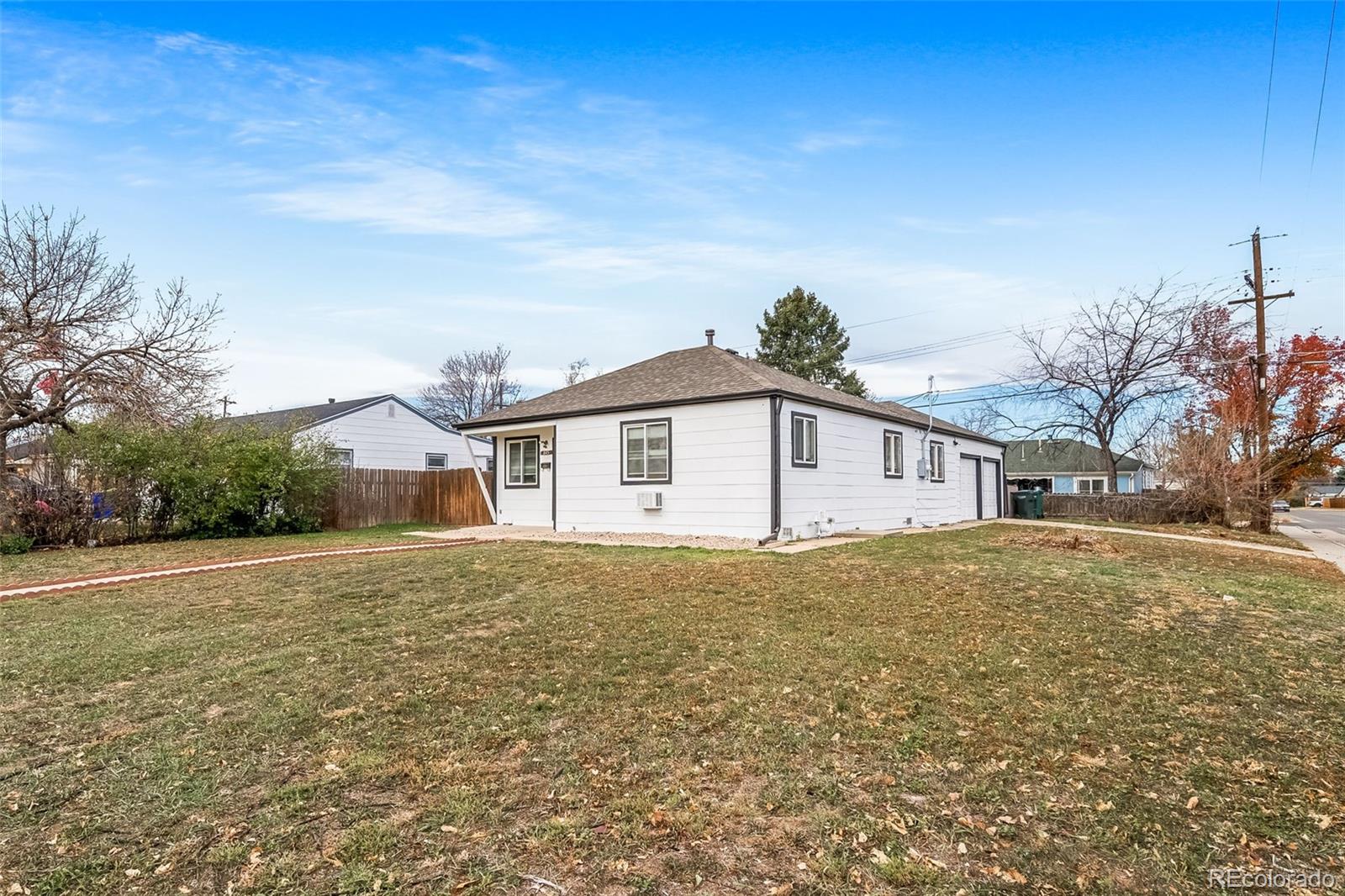 845 Macon Street Aurora CO 80010