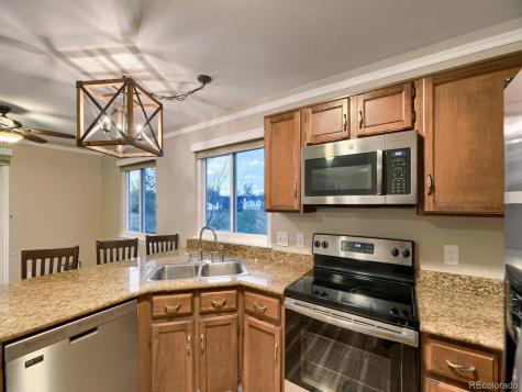 556 Longfellow Lane Highlands Ranch CO 80126