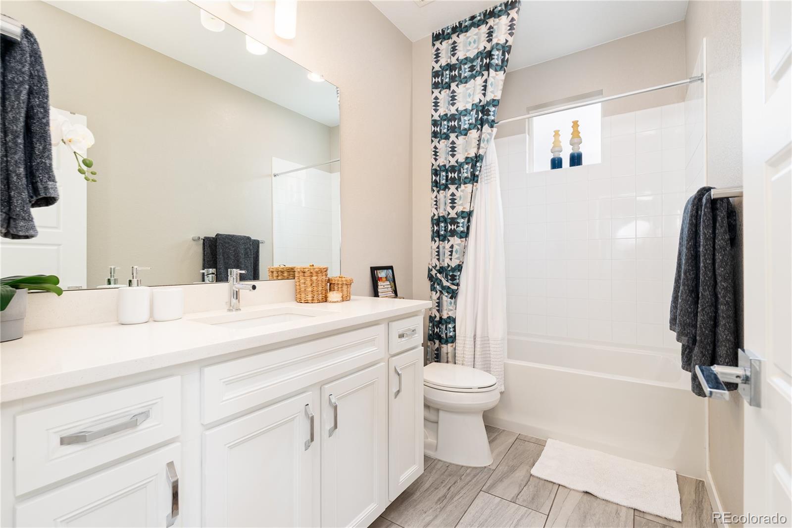 9051 Southurst Court Littleton CO 80129