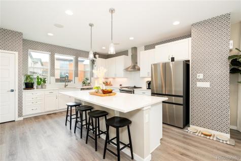 9051 Southurst Court Littleton CO 80129