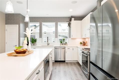 9051 Southurst Court Littleton CO 80129