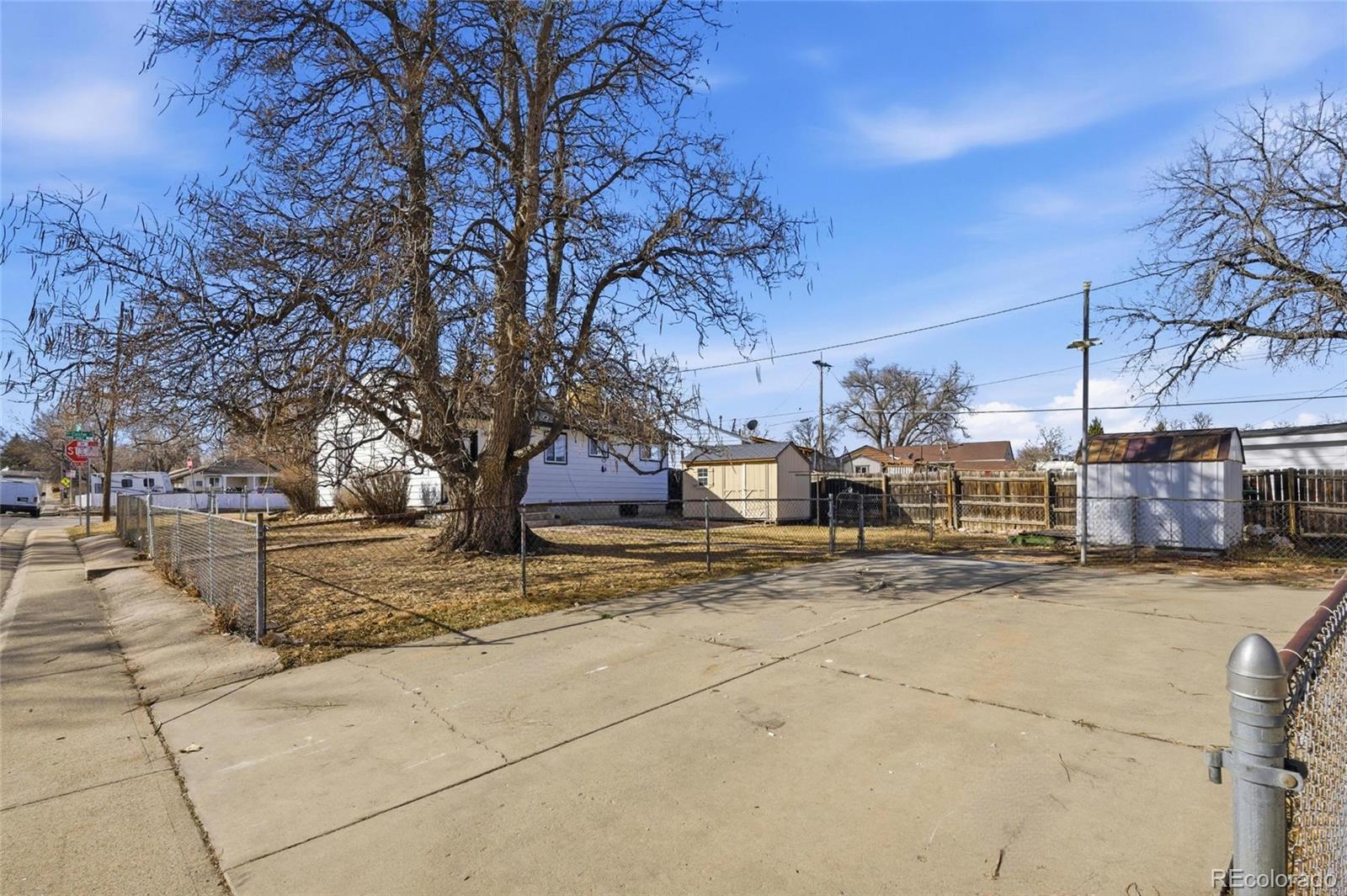 4805 W Custer Place Denver CO 80219