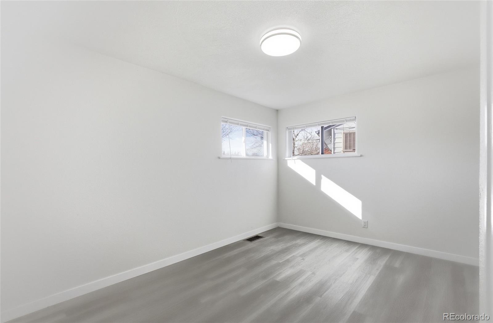 4805 W Custer Place Denver CO 80219