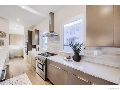 16569 Peak Street Broomfield CO 80023