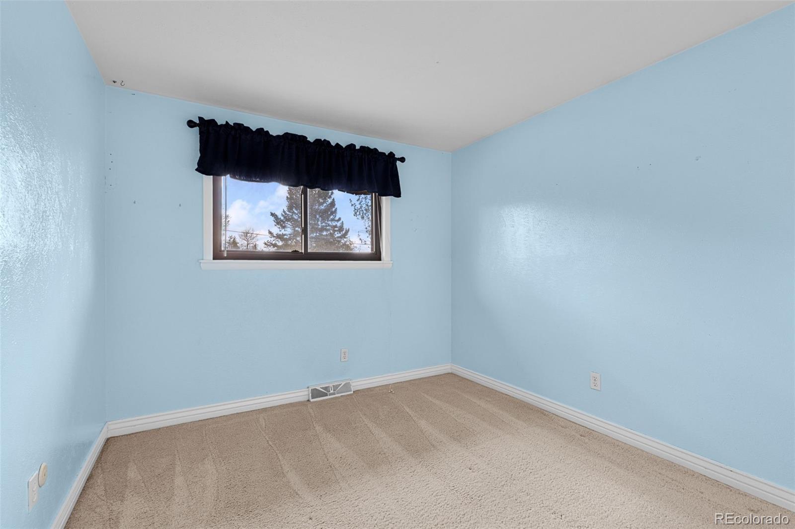 6189 S Ash Circle Centennial CO 80121