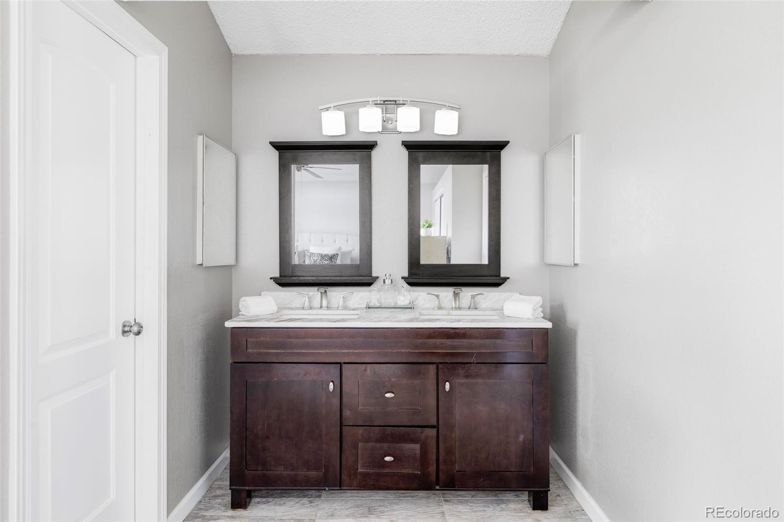 552 W Jamison Place Littleton CO 80120