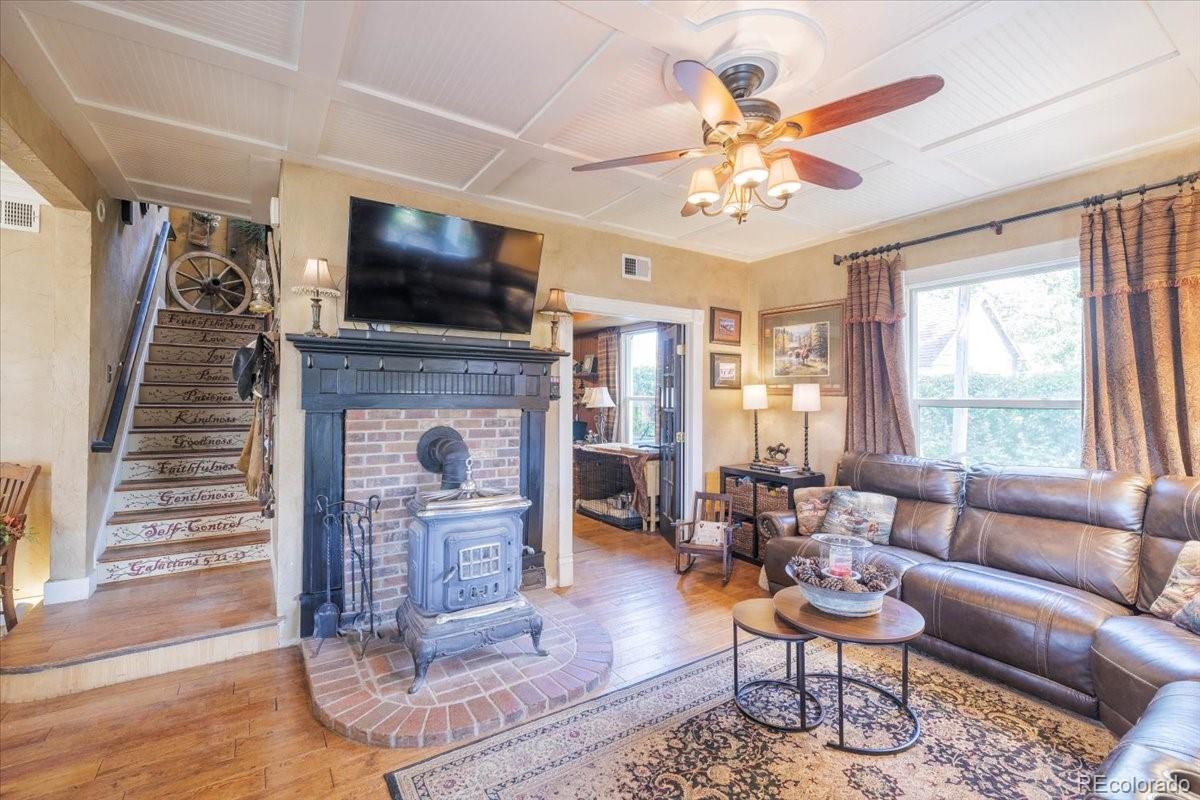 213 Cheyenne Street Kiowa CO 80117