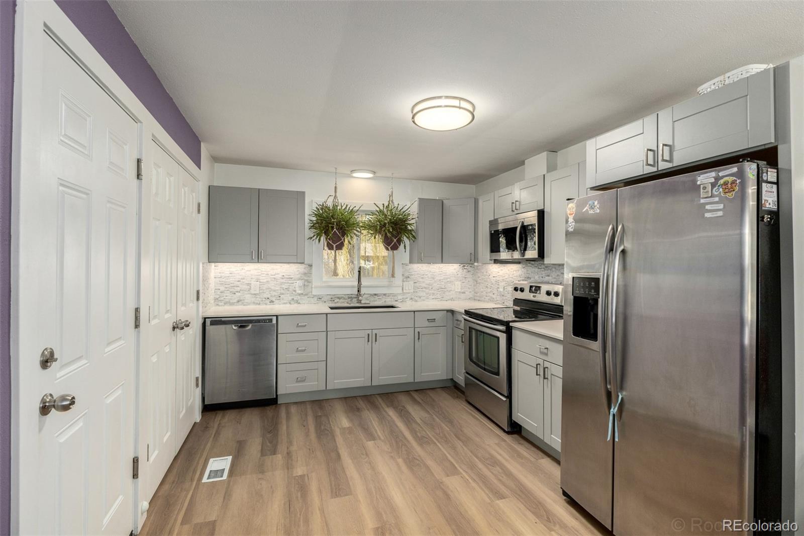 1739 Collyer Street Longmont CO 80501