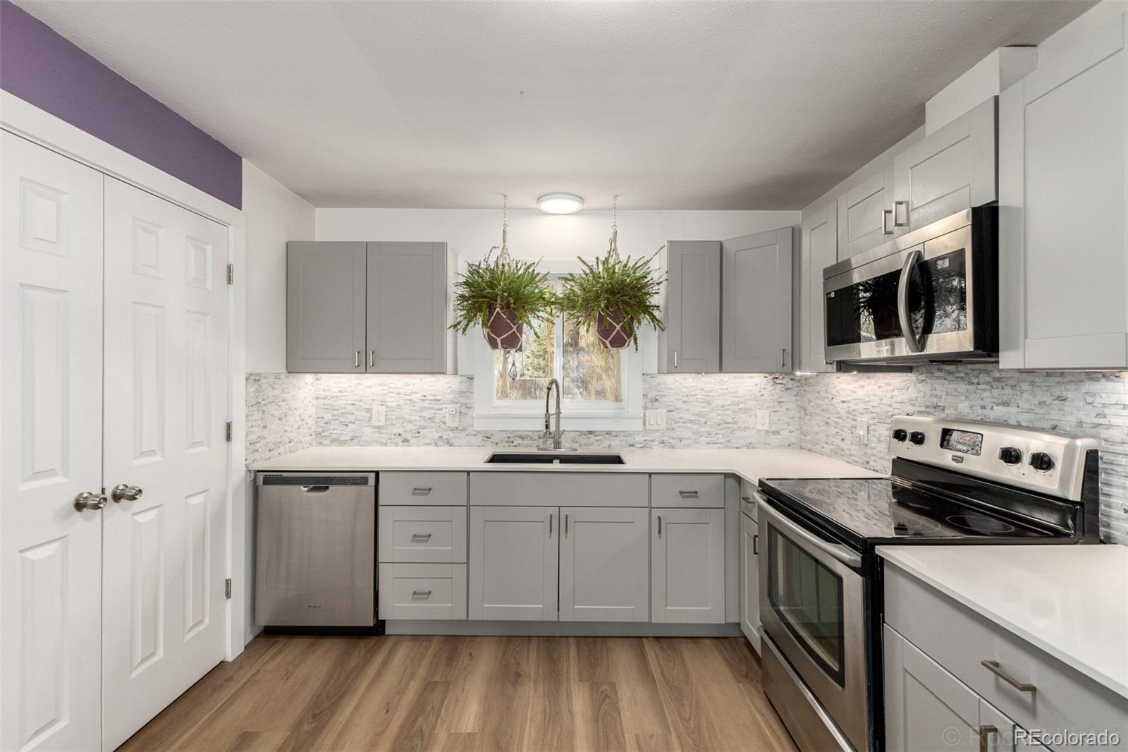 1739 Collyer Street Longmont CO 80501