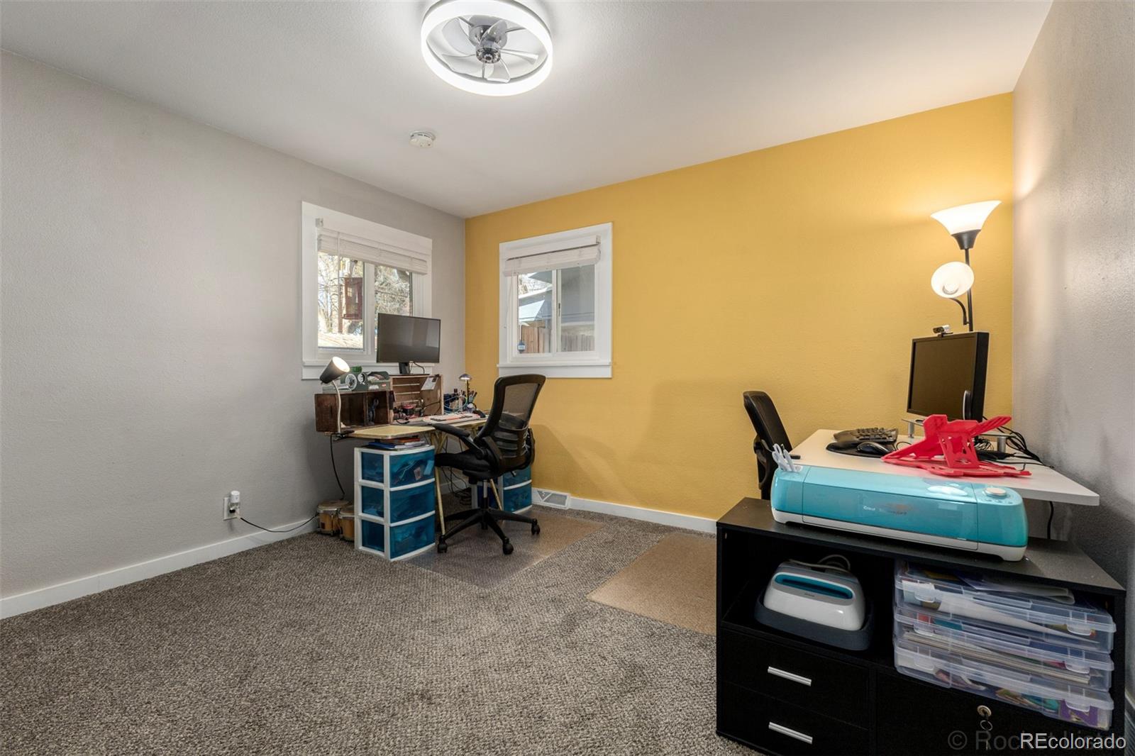 1739 Collyer Street Longmont CO 80501
