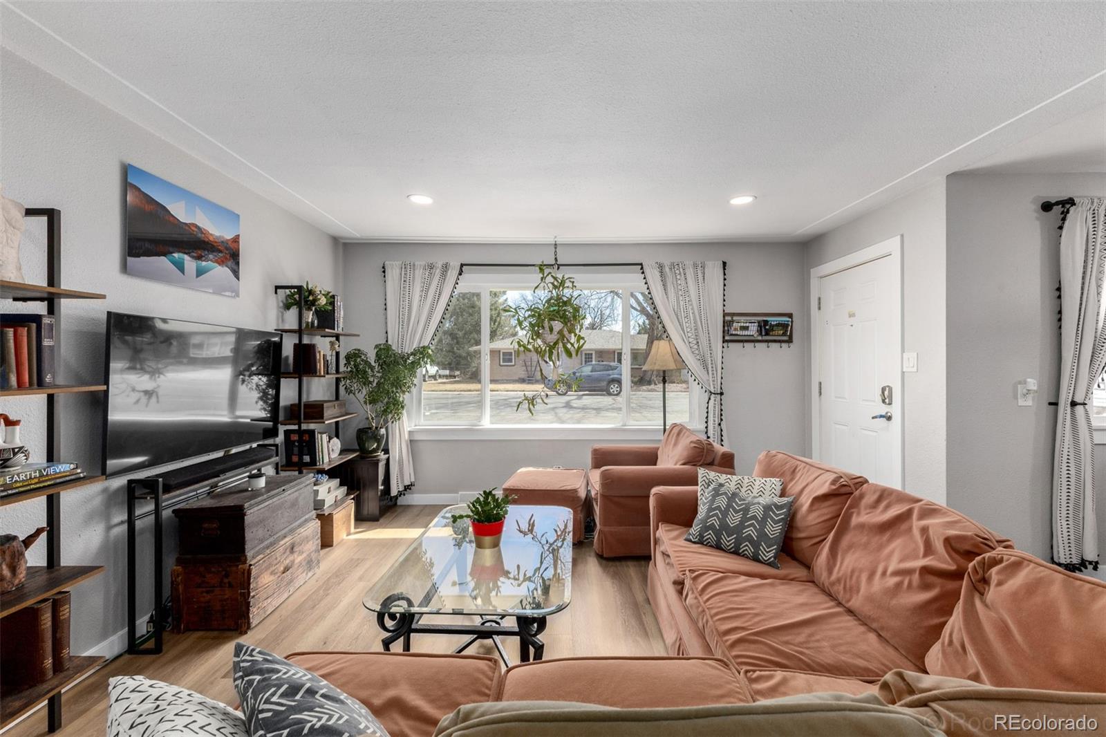 1739 Collyer Street Longmont CO 80501