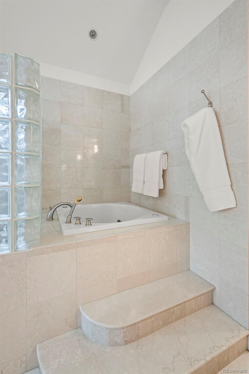 7358 Buckingham Court Boulder CO 80301